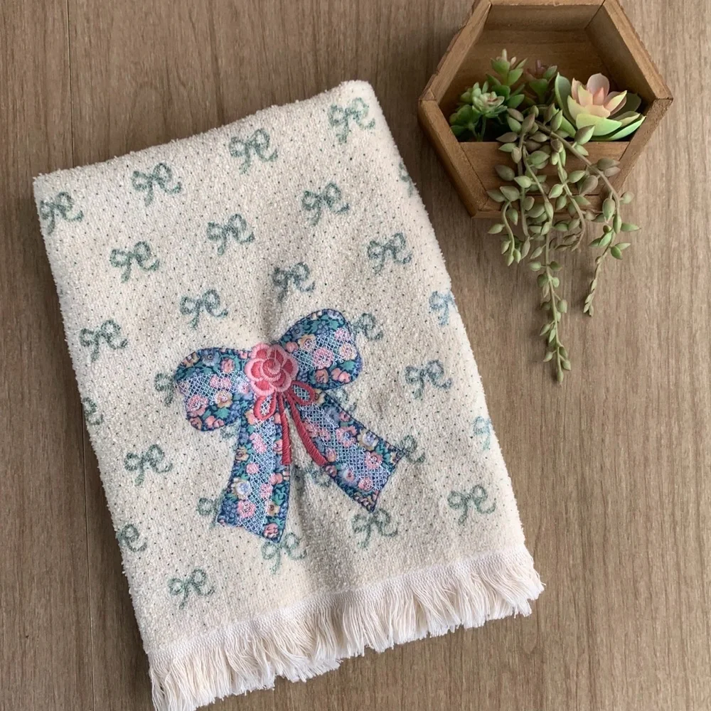 Vintage Hand Towel Bow Appliqué With Fringe Cream Pink And Blue 80s 90s Granny